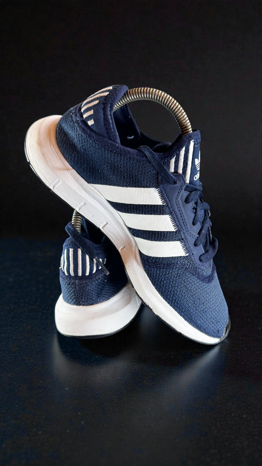 Adidas Swift Run X